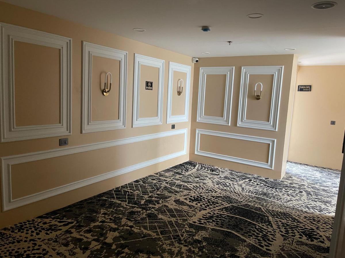 Claret Inn & Suite Dalhousie Eksteriør billede